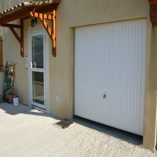 Offres de location Appartement Escragnolles 06460