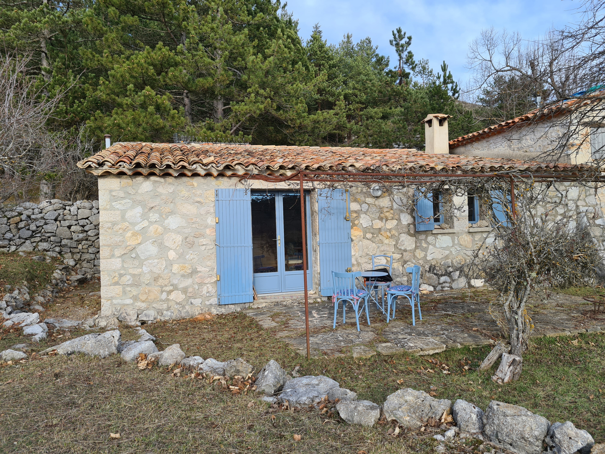 Photo 3